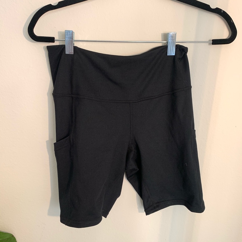 ZELLA black biker shorts